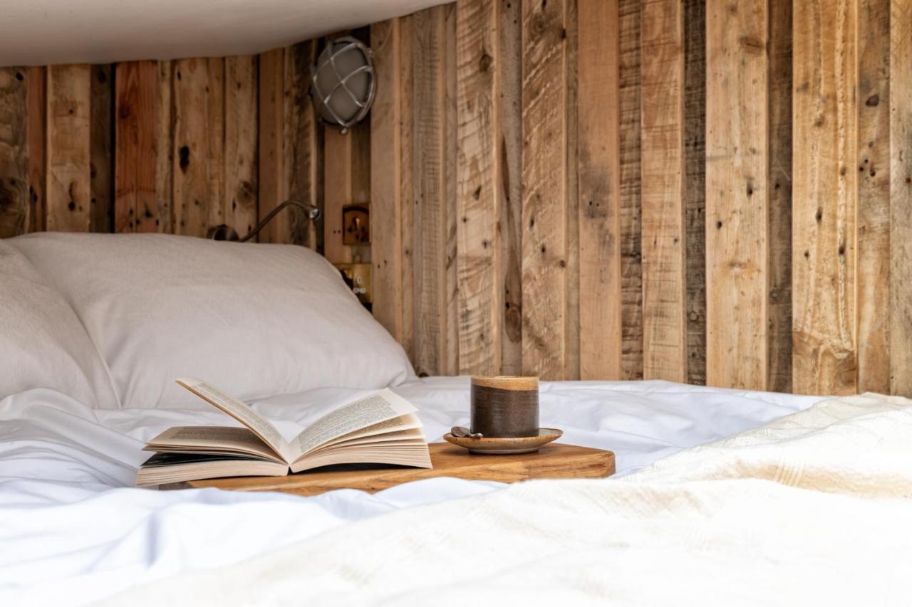 Alba - Charming Boutique Forest View Cabin With Hot Tub In บัลลาเทอร์ ภายนอก รูปภาพ